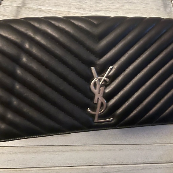 Yves Saint Laurent Black Quilted Clutch - Picture 13 of 17